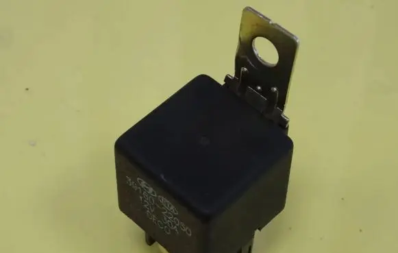 KIA Picanto Other relay 39160-22050 3916022050