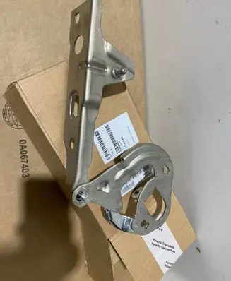 Porsche Cayenne (9Y0 9Y3) Engine bonnet/hood hinges 9Y0823302E