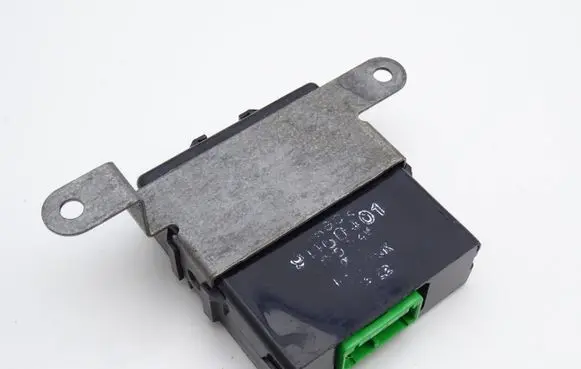 Opel Frontera B ABS relay 91160401