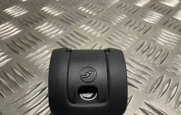 Audi Q5 SQ5 ISOFIX cover 8R0887233
