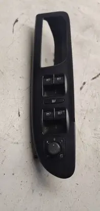 Volkswagen PASSAT B6 Front door window switch trim 3c1867171B