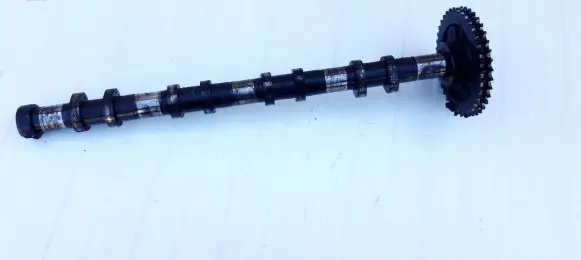 Ford Mondeo Mk III Camshaft xs7q6b292ae