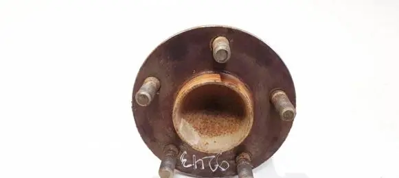 Rear wheel hub