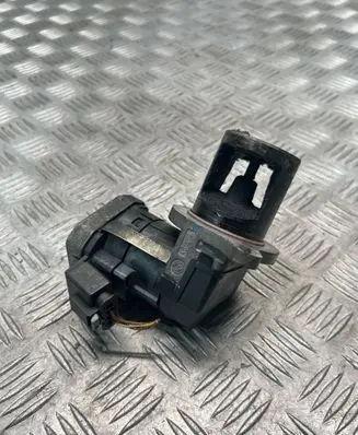 Mercedes-Benz ML W164 EGR valve 00005320C4
