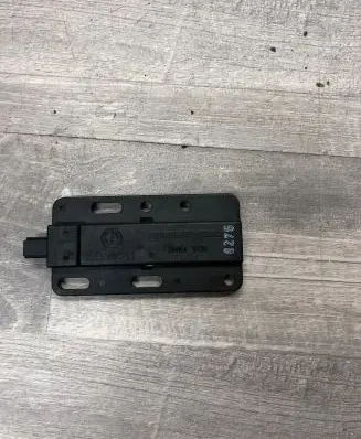 BMW 3 E90 E91 Keyless (KESSY) go control unit/module 6922211