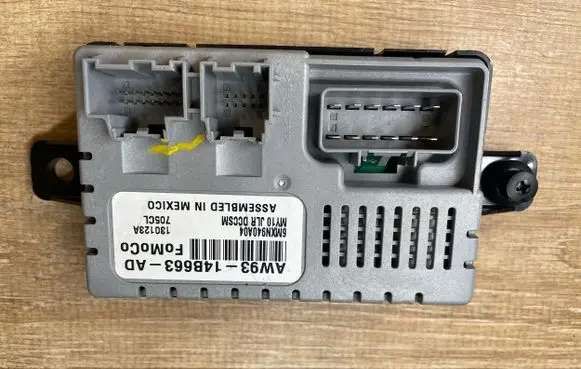 Jaguar XJL Other control units/modules AW9314B663AD 130123A 6MXN940A04
