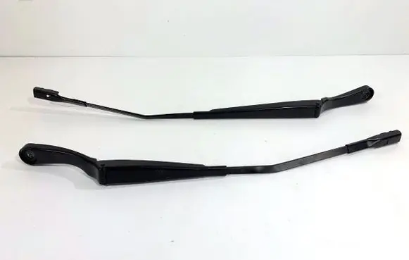 Land Rover Range Rover Evoque L551 Front wiper blade arm 