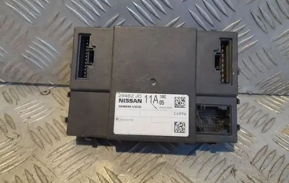 Nissan Qashqai Comfort/convenience module 284B2JD11A 5WK46480 24A1000103