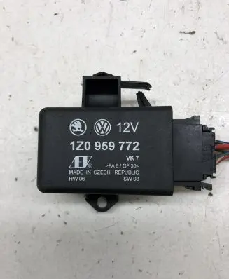Skoda Octavia Mk2 (1Z) Other control units/modules 1Z0959772