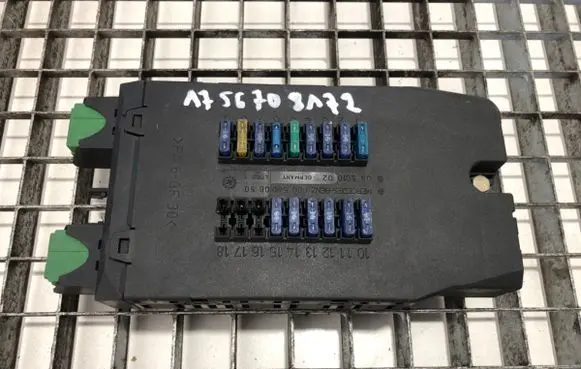 Mercedes-Benz Vito Viano W638 Fuse box set 0005400650