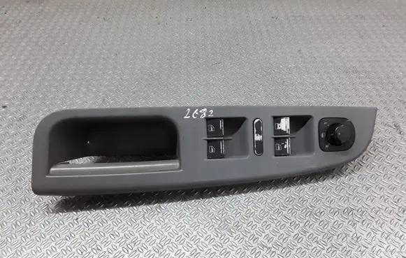 Volkswagen Golf V Electric window control switch 1K4959857