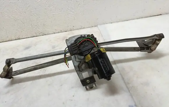 Audi A6 S6 C5 4B Front wiper linkage and motor 3397020259 0390241338
