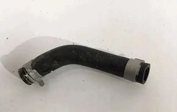 KIA Stonic Engine coolant pipe/hose