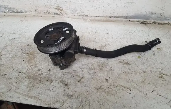 Audi A4 S4 B7 8E 8H Power steering pump 91128106