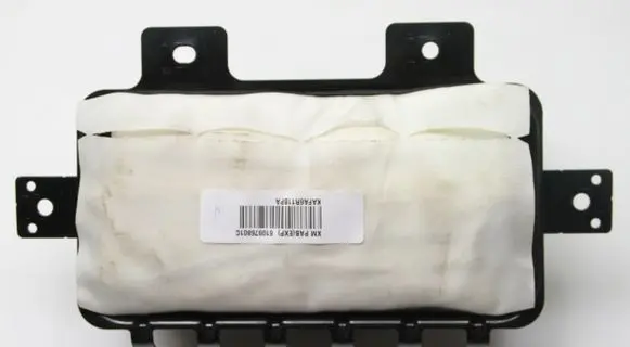 KIA Sorento Passenger airbag 845302P100