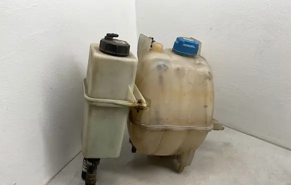 Peugeot Boxer Coolant expansion tank/reservoir