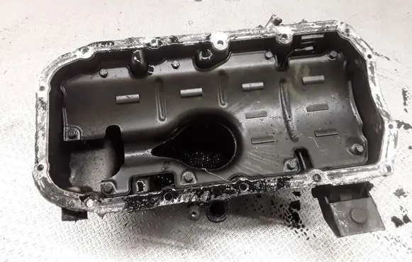 Opel Zafira B Oil sump 55194355
