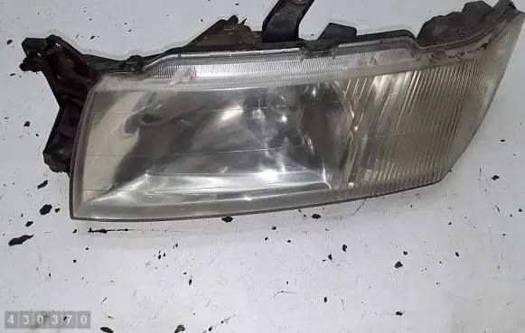 Mitsubishi Space Wagon Headlight/headlamp 10087262
