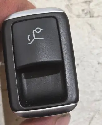 Mercedes-Benz GLE AMG (W166 - C292) Tailgate/trunk/boot open switch A2929055100