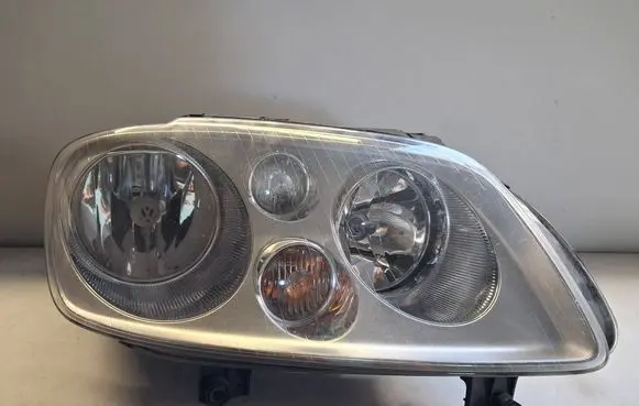 Volkswagen Touran I Headlight/headlamp 0301205204 1T0941006R