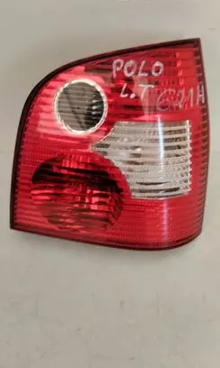 Volkswagen Polo IV 9N3 Rear/tail lights LAMPAPRAWAPOLO9N