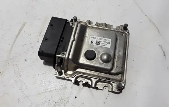 Renault Trafic III (X82) Engine control unit/module 237G00049R