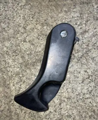 BMW 5 E39 Engine bonnet (hood) release handle 8226621