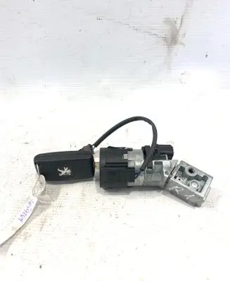 Peugeot 3008 I Ignition lock 9663123380