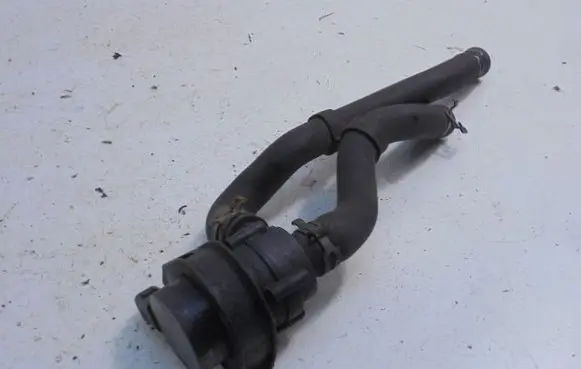 Volkswagen PASSAT B6 Electric auxiliary coolant/water pump 30950000