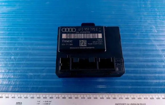 Audi A6 S6 C6 4F Door control unit/module 4F0959795E
