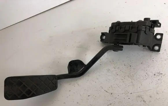 Audi A4 S4 B7 8E 8H Accelerator throttle pedal 8E2721523E