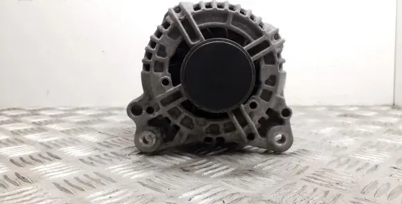 Audi A1 Generator/alternator 03L903023