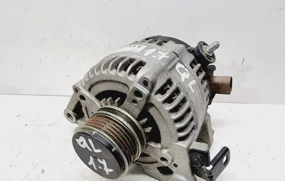 KIA Sportage Generator/alternator 373002A700
