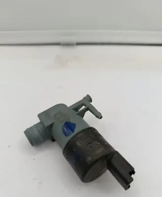 Nissan Navara Windscreen/windshield washer pump 28920BU010