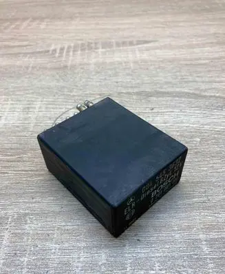 Mercedes-Benz E W124 Other relay 0045453632 0281001013