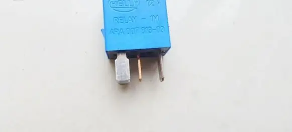 Nissan Primera Other relay 252309f920 4ra007813-03