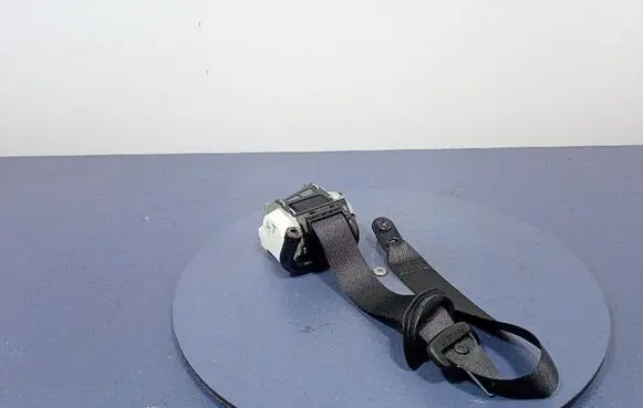 BMW X5 E53 Front seatbelt 7497591