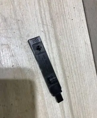 Audi Q3 F3 Aerial antenna amplifier 5K0962132A