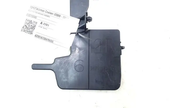 Radiator mount bracket