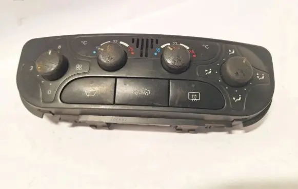 Mercedes-Benz C W203 Climate control unit A2038301285 2038301285 A2038301185