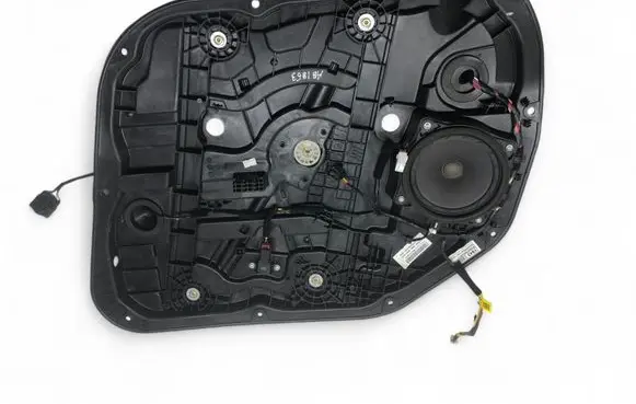KIA Carens III Front door window regulator with motor 82480A4000