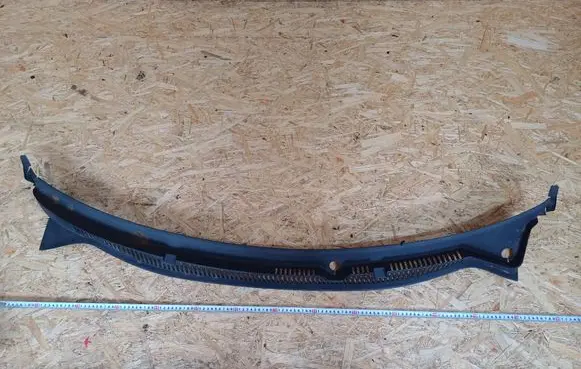 Volkswagen Polo IV 9N3 Wiper trim 6Q1819415B