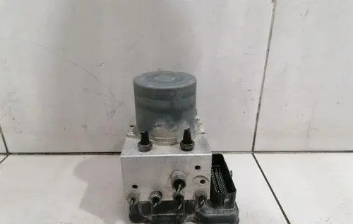 Porsche Taycan 9J1 ABS Pump 9J1614095R
