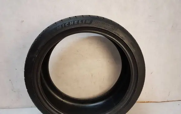 Mercedes-Benz A W177 AMG R19 summer tire 24535ZR19ORI EXTRAL0AD 24535ZR19