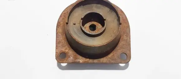Coil spring mount