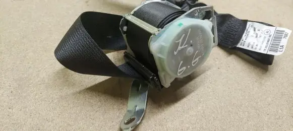 Acura MDX III Third row seat belt 