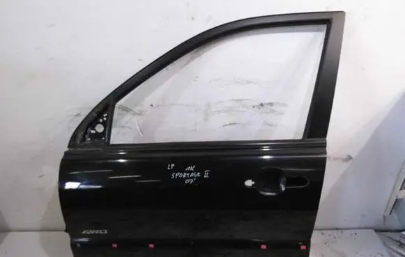 KIA Sportage Front door