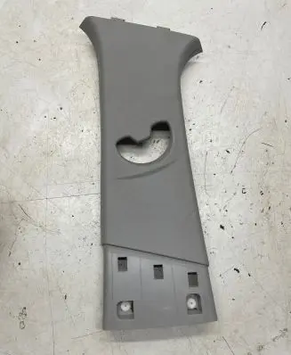 (B) pillar trim (top)