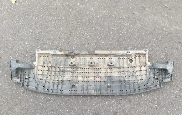 Suzuki Vitara (LY) Front bumper skid plate/under tray 7239176S0