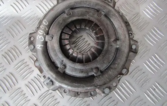 Renault Clio III Pressure plate 118019010